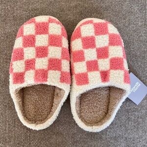 Kirklands Pink and Cream Checkered Slippers